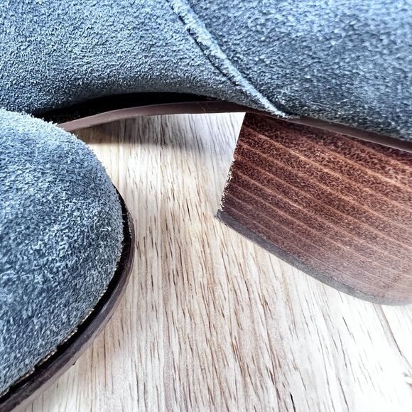 Toms Leila Suede Ankle Booties Block Heel Women's 9 Gray Tassel - Picture 10 of 11